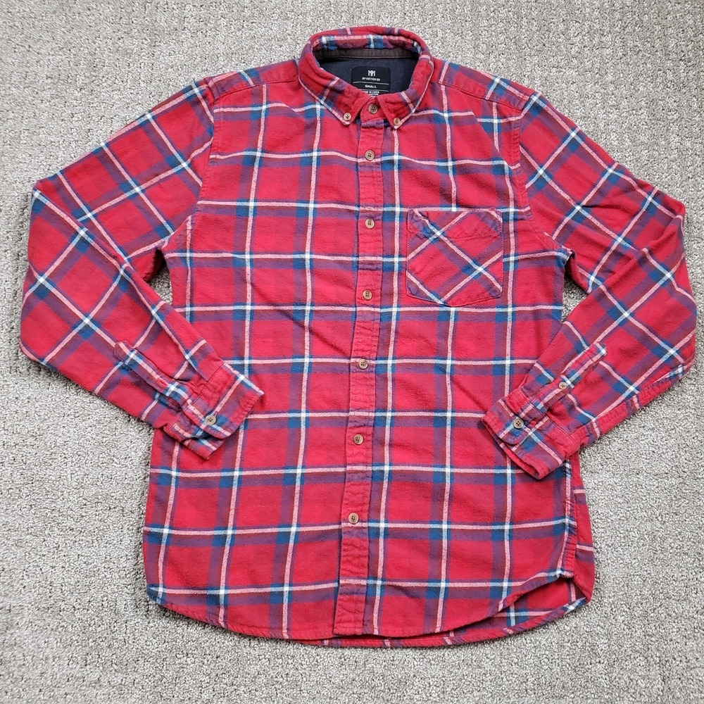 1991 Flannel Shirt Womens Small oversized Red Plaid Button Up 90s grunge outdoor